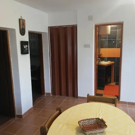 Zeba Apartment
