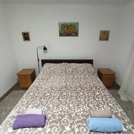 Zeba Apartment *